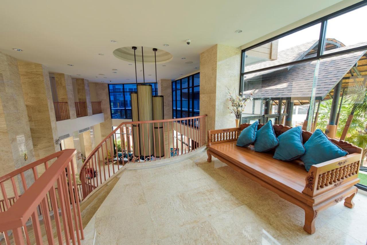 The Lunar Patong Phuket Exterior photo